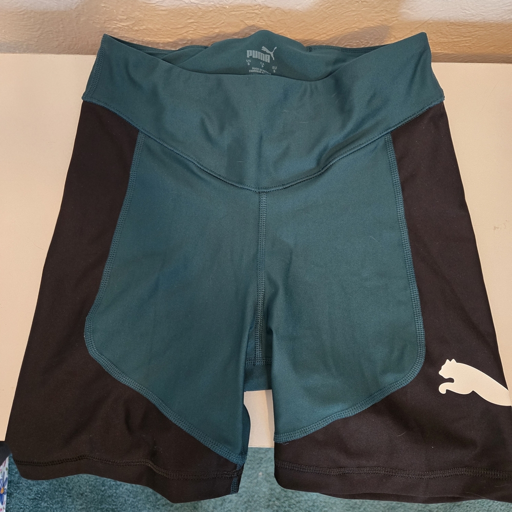 Puma Women's Green and Black Bike Shorts